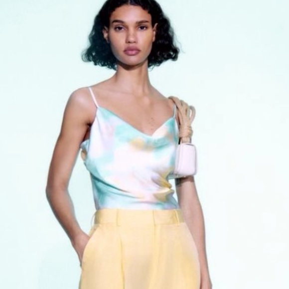 Zara Tank Top - Picture 1 of 2